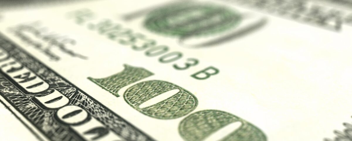 Weekly economic News Roundup and $100 bills