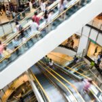 Weekly Economic News Roundup and income isolation at shopping mall
