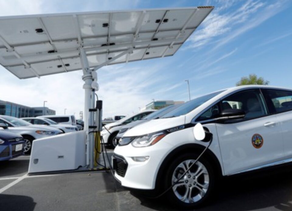 Weekly Economic News Roundup and charging electric vehicles