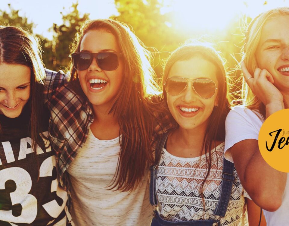 Just Ask Jenna Looks At Being Social | econlife